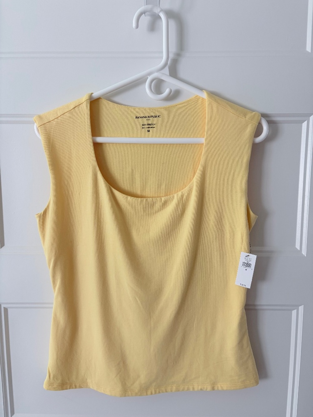 Banana Republic yellow tank top size Medium New with tags